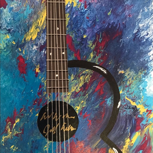 Courtney Choice - Picture 2 of 8